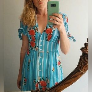 Adelyn Rae Blue Stripe Rose Button Down Dress Size Small